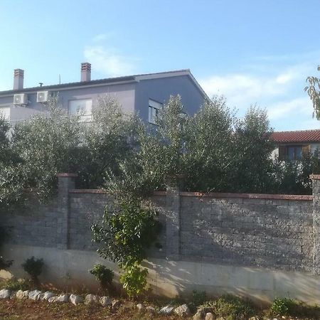 Apartman Ki Daire Pula Dış mekan fotoğraf